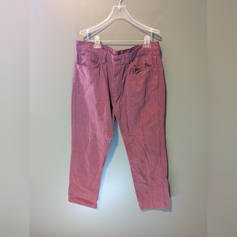 Levi's 541 Straight Pants in Deep Wine